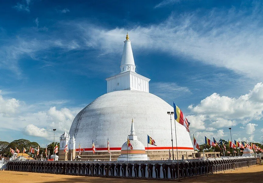 anuradapura ruwanweli seya srilanka lankaawo travels
